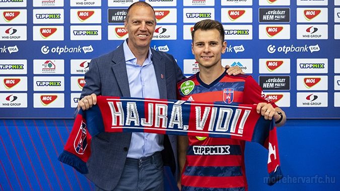 Claudiu Bumba a MOL Fehérvár FC labdarúgócsapatának a játékosa!